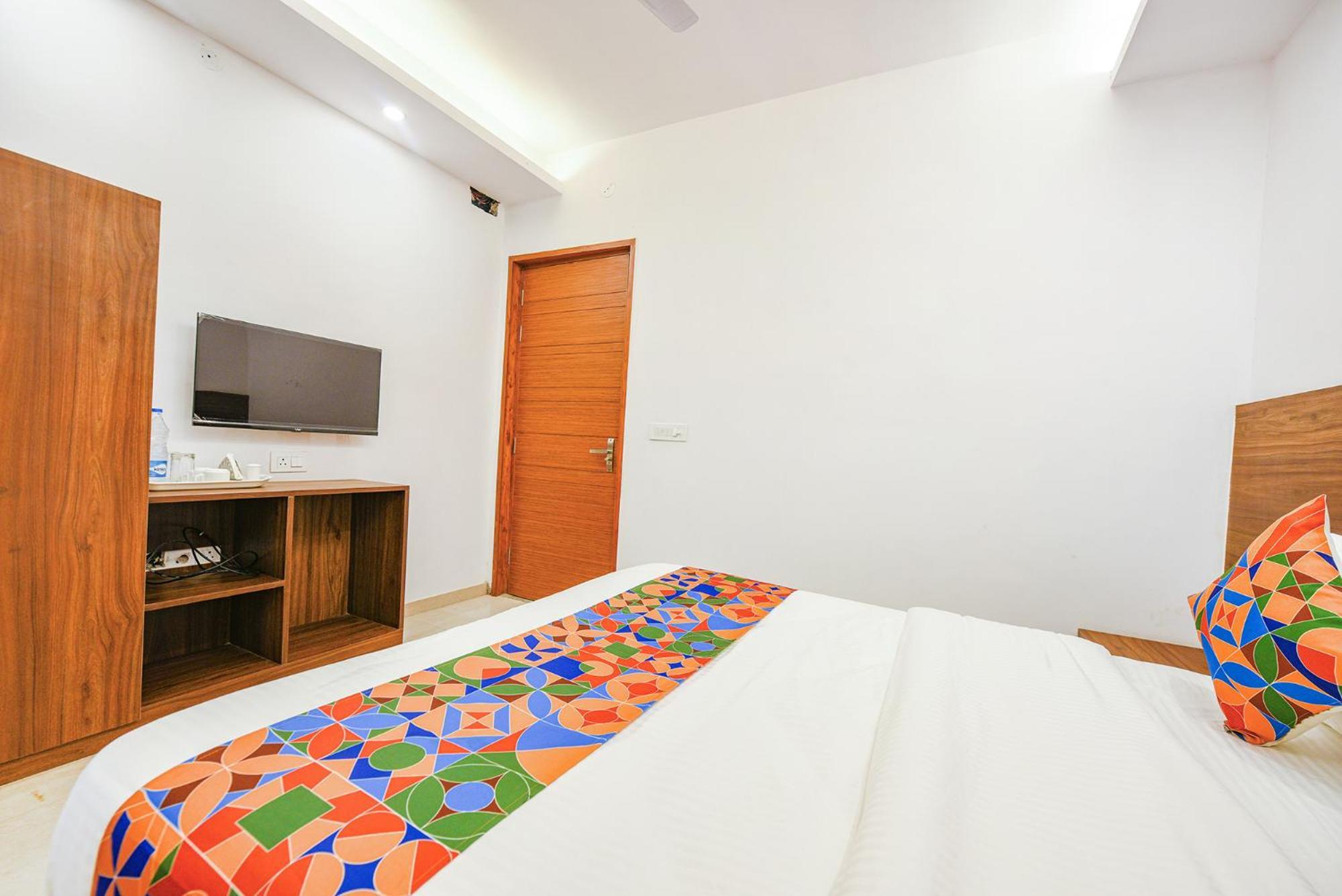 Fabhotel Sparkling - Nr Yashobhoomi Convention Centre Делі Екстер'єр фото