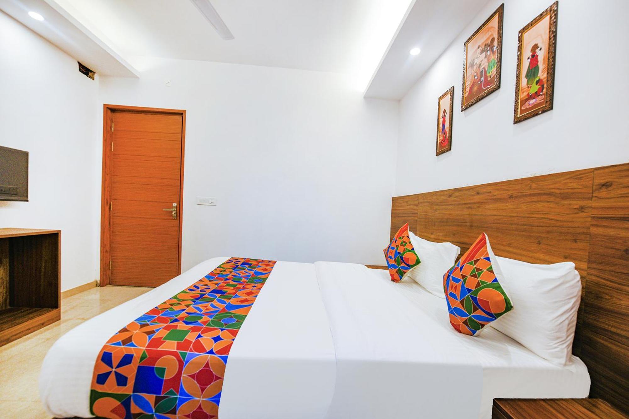 Fabhotel Sparkling - Nr Yashobhoomi Convention Centre Делі Екстер'єр фото